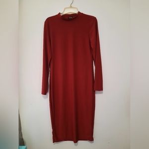 Shark Bite Hem Knee Long Dress (Woman's Medium)